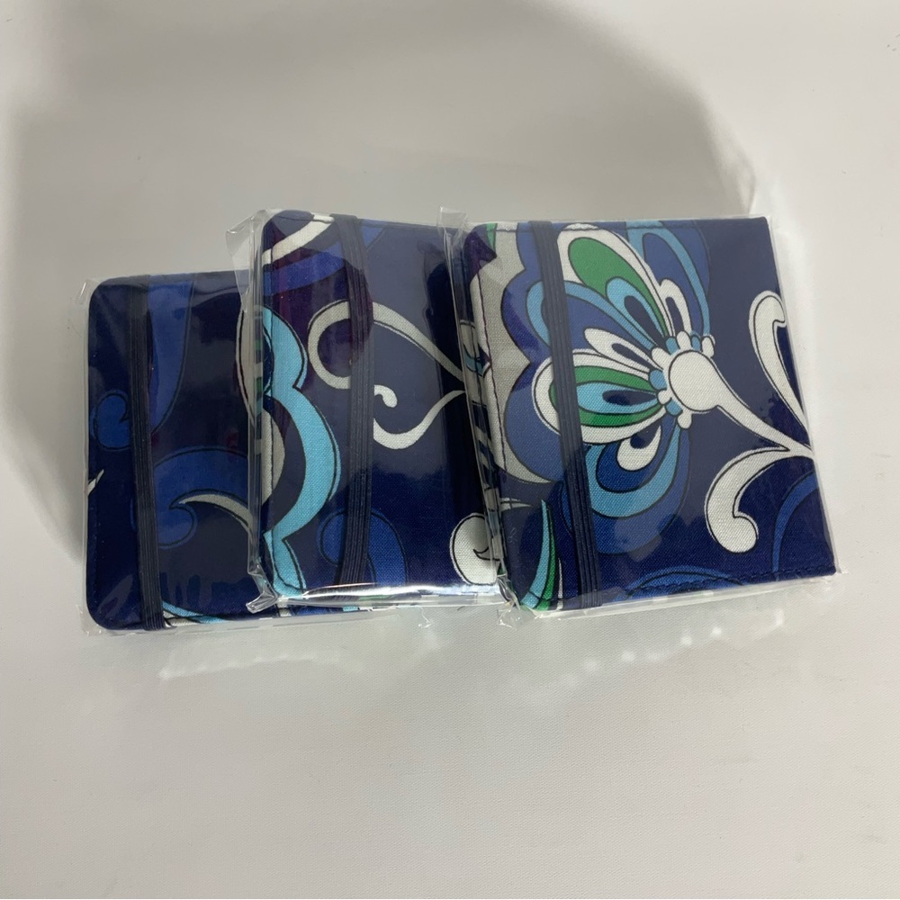 Vera Bradley NWT Notebook Mediterranean Blue 4x4 Blank Pages Elastic Band Close - Picture 8 of 10